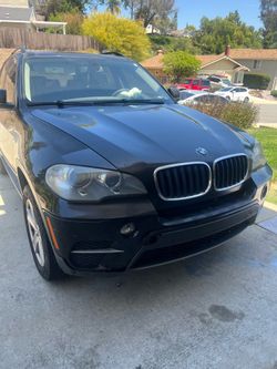 BMW 2012 x5 3.0 x drive