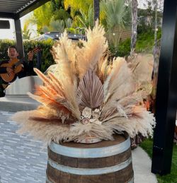 Feather arrangements