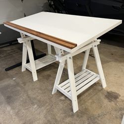 Adjustable Tilting Desk Mint Condition Like New