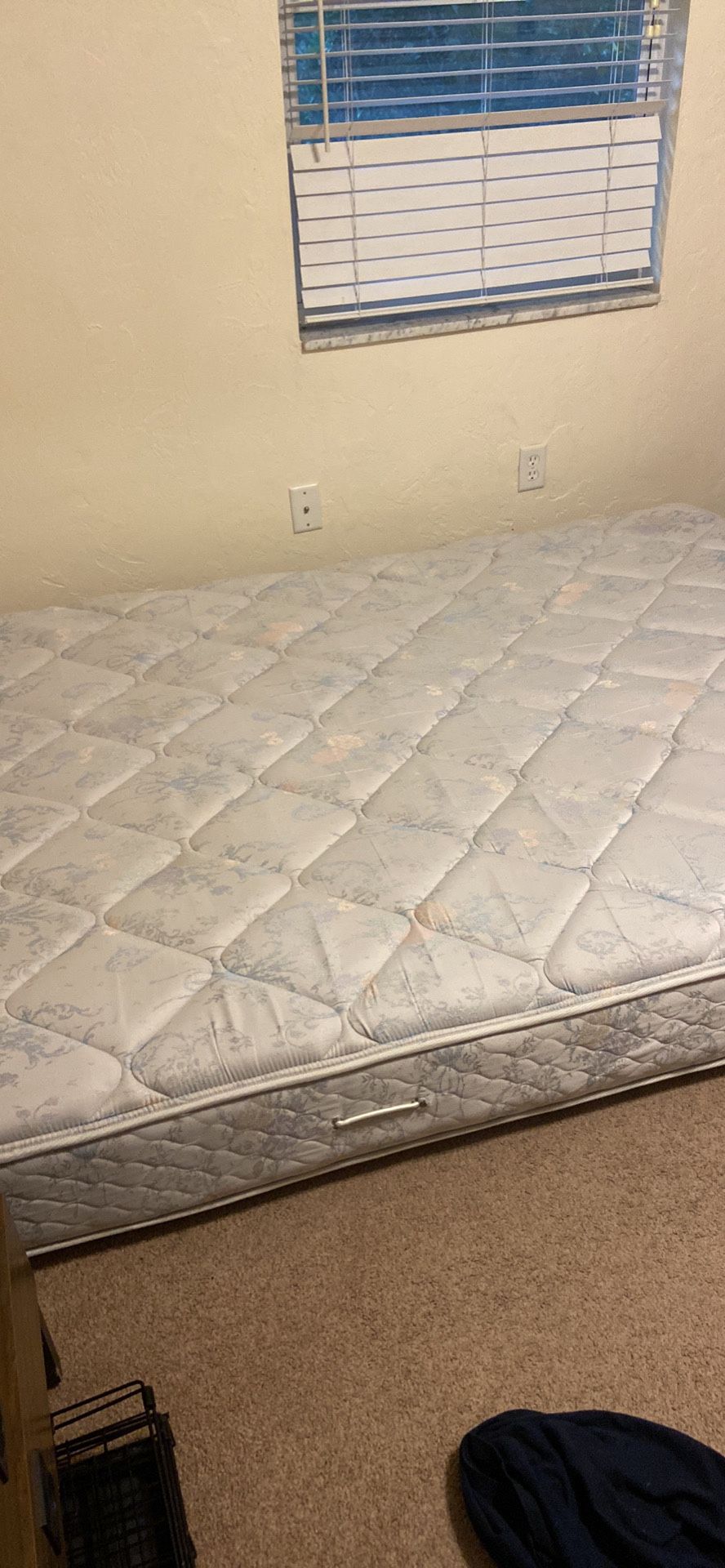 Queen Mattress (clean And Barely Used) for Sale in Gainesville, FL