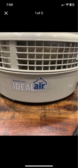 shows an Ideal-Air Commercial Grade 75-Pint Humidifier