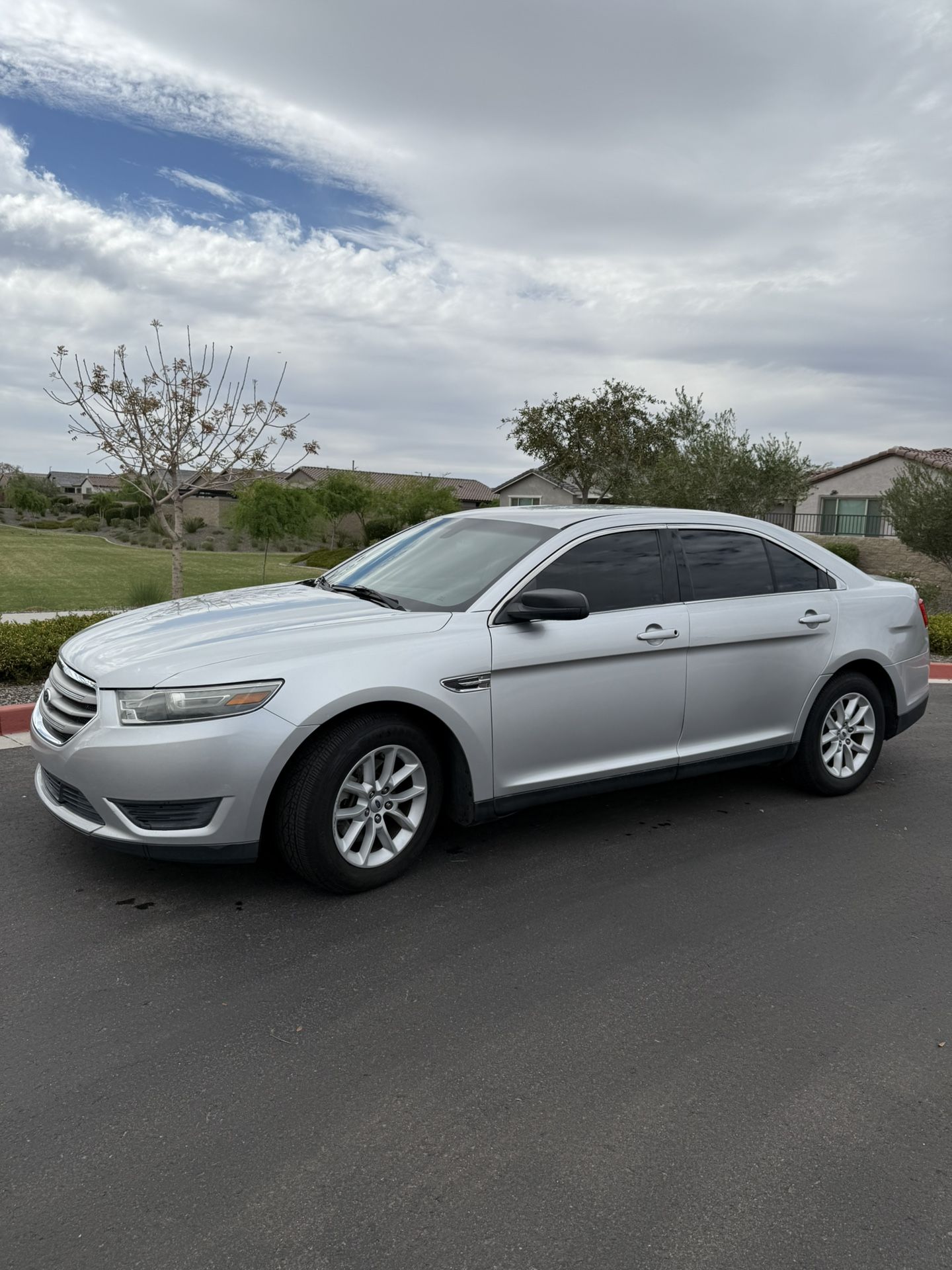 2013 Ford Taurus