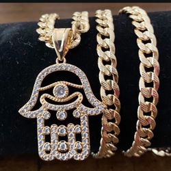Cuban Chain In Gold Filled With Hamsa