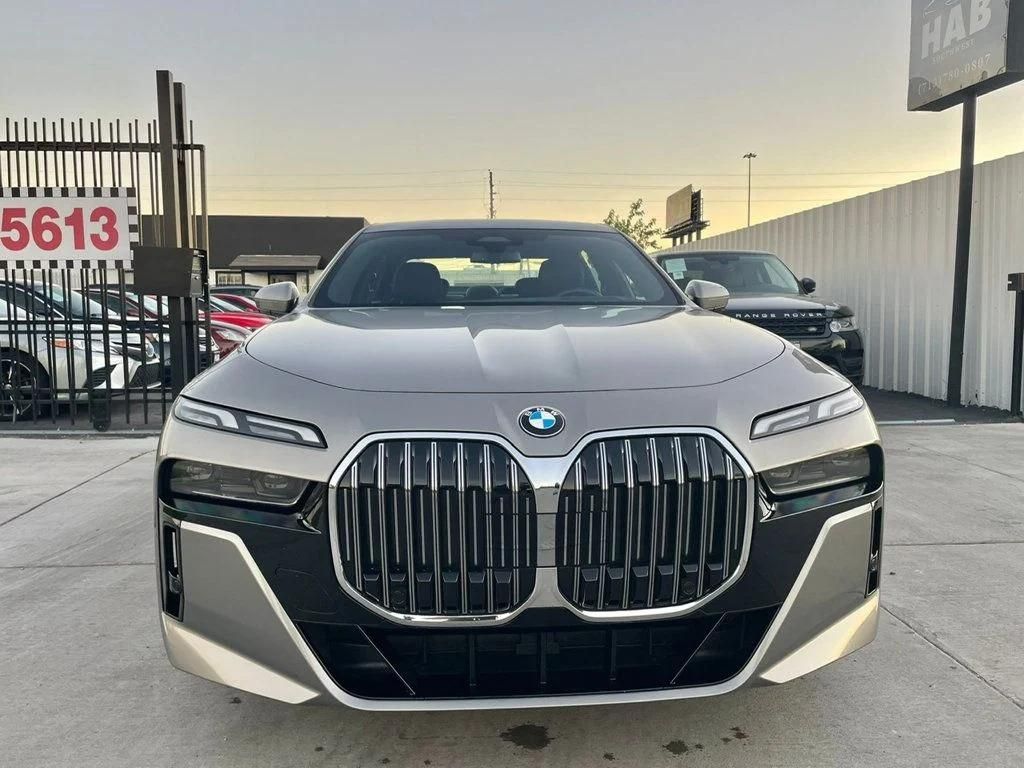 2024 BMW 740