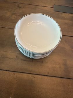 A vintage Franciscan Masterpiece Ivory dinnerware set
