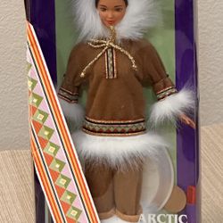 Vintage Arctic Barbie Dolls of the World Collection (1996)  