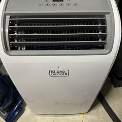 Black+Decker 12,000 BTU Portable Air Conditioner