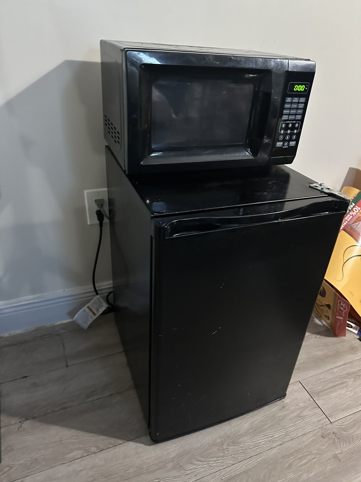 Mini Fridge + Microwave 