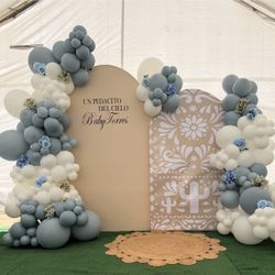 Cielito Linda Balloon setup 