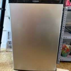 Frigidaire Mini Fridge