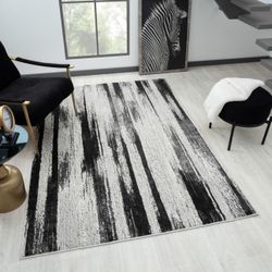 8/10 Modern High Quality Black & White Rug Carpet 