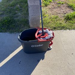 O-Cedar Mop And Bucket/ Trapiador y Cubeta O-Cedar