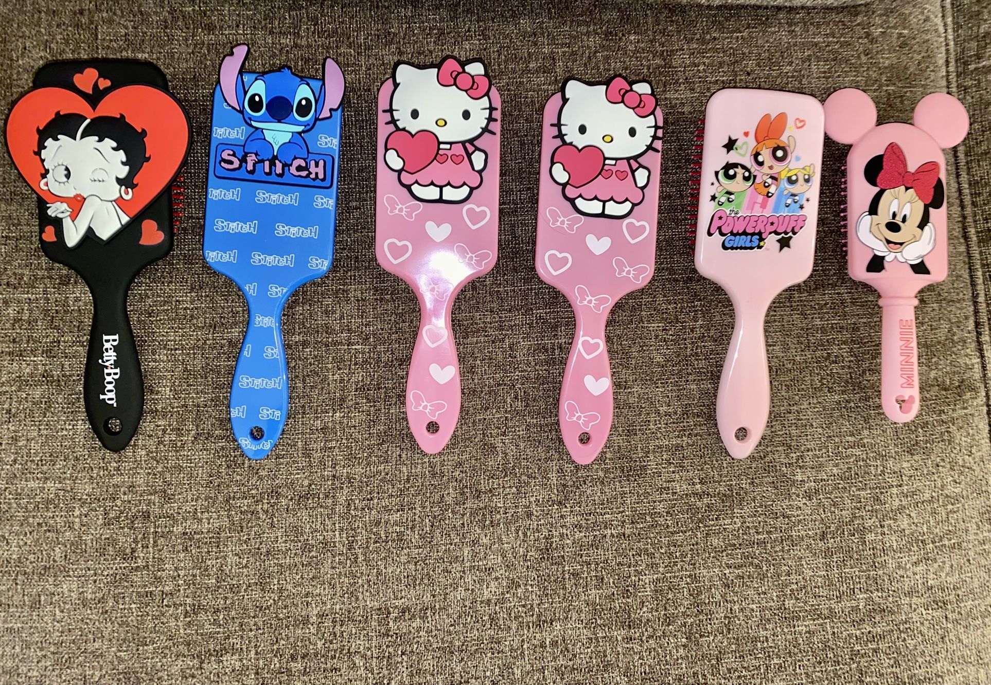 Hello Kitty / Stitch Hair Brushes