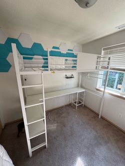 Loft bed with desk!!