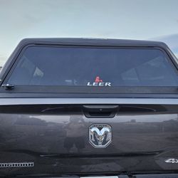 leer Camper Shell For Sale