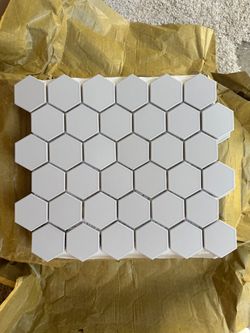25.5 Sq. Ft.  Retro Bianco 2 in. Hexagon 11 in. x 13 in. x 0.24 in. Matte Porcelain Mesh-Mounted Mosaic  Tile