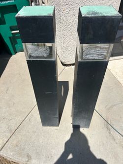 2- unbranded Bollard/pedestal style lights