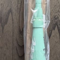 Marucci Asura Girls fast pitch Softball bat