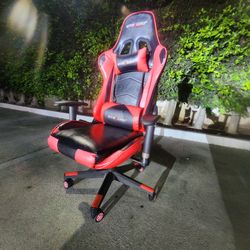 Game chair