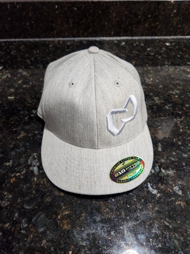 NATIVE - PREMIUM FITTED CAP