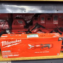 MILWAUKEE  BRUSHLESS M12 PRUNING SHEARS ( TOOL ONLY  )