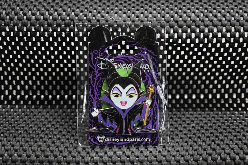 Disney Maleficent Cutie Big Head Pin