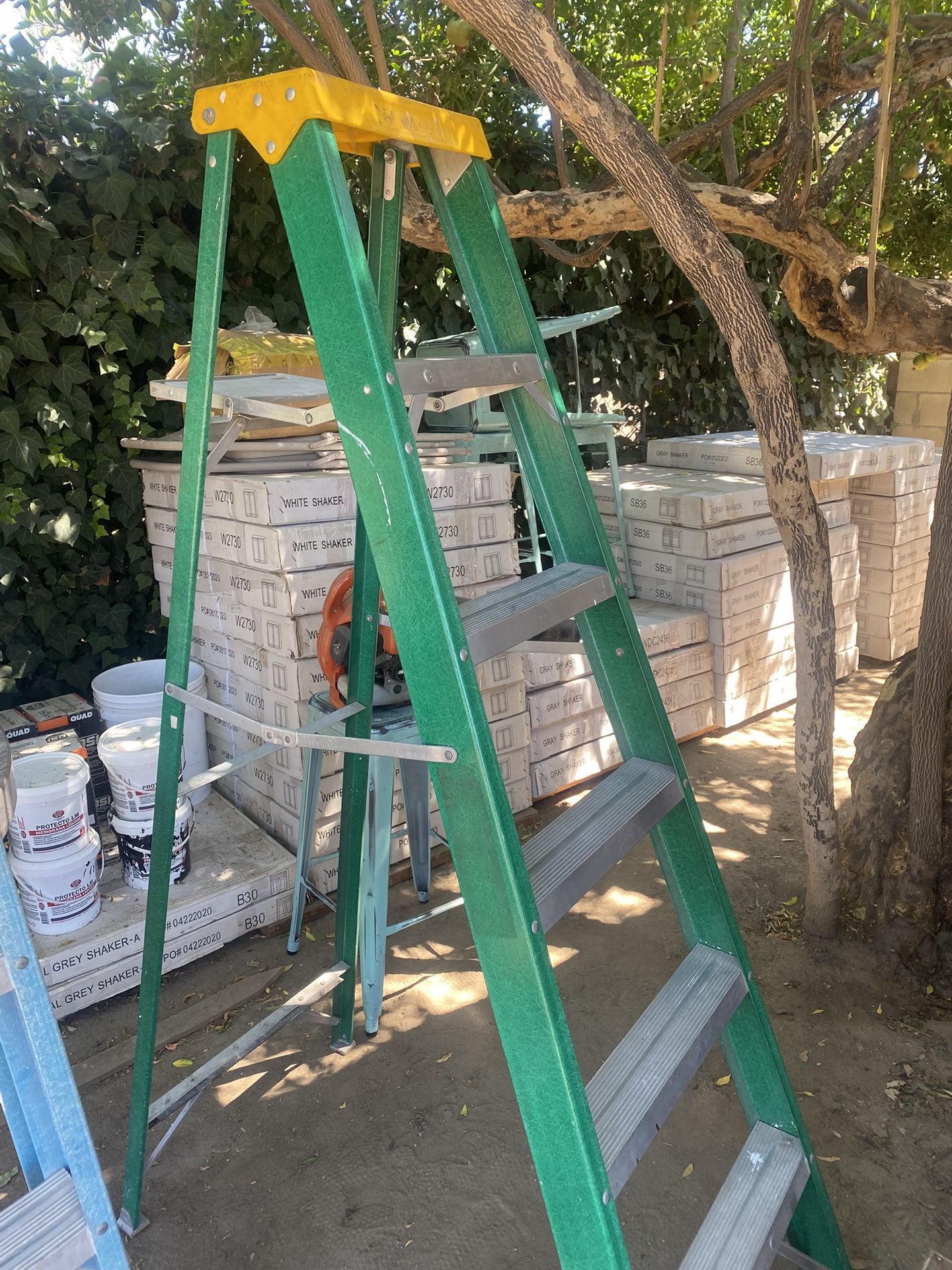 2 Werner 6ft Fiberglass Ladders