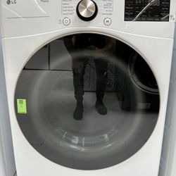 LG UltraLarge Capacity Front Load Gas Dryer 