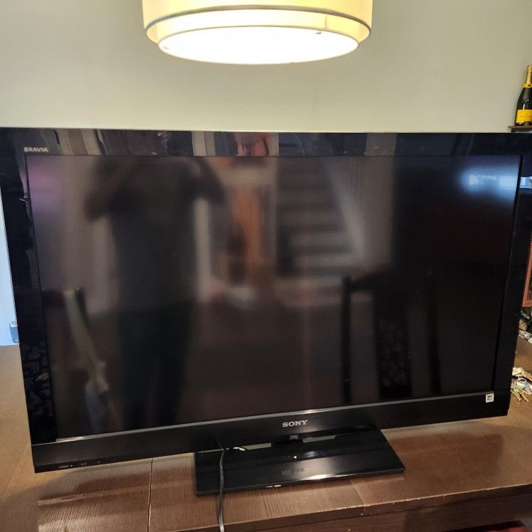 46" Sony Bravia Hdtv Hdmi. No Remote