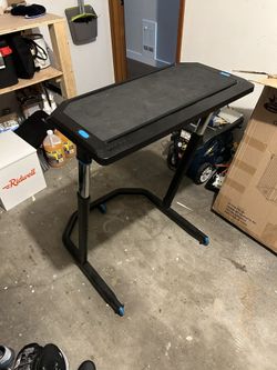 Wahoo Kickr - Indoor Cycling Desk Stand