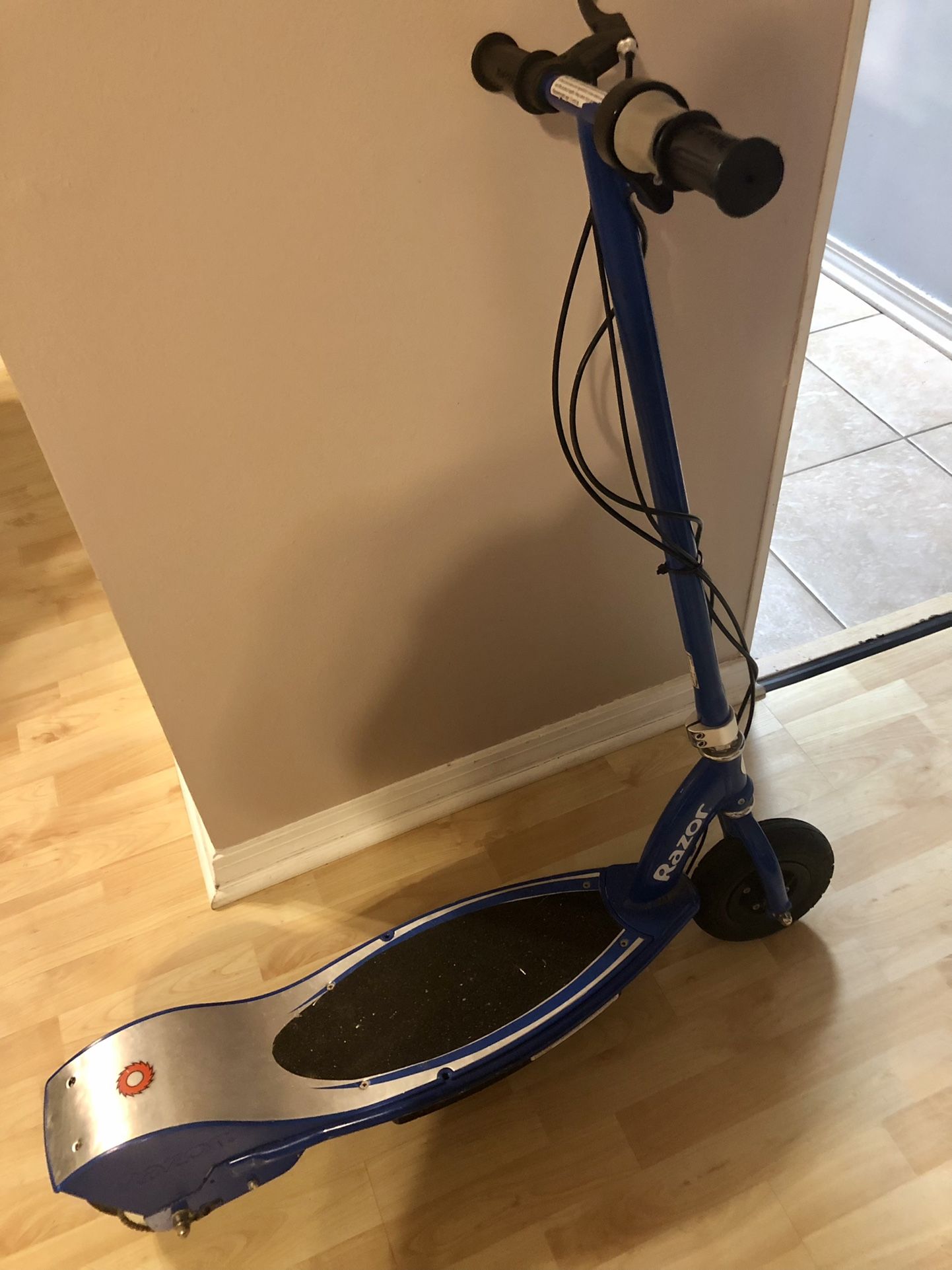 Electric Scooter - Adult/ Full Size