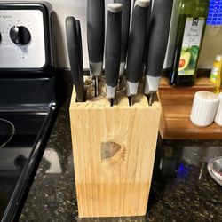 Oster Knives on Wooden Block (Edinburg pickup)