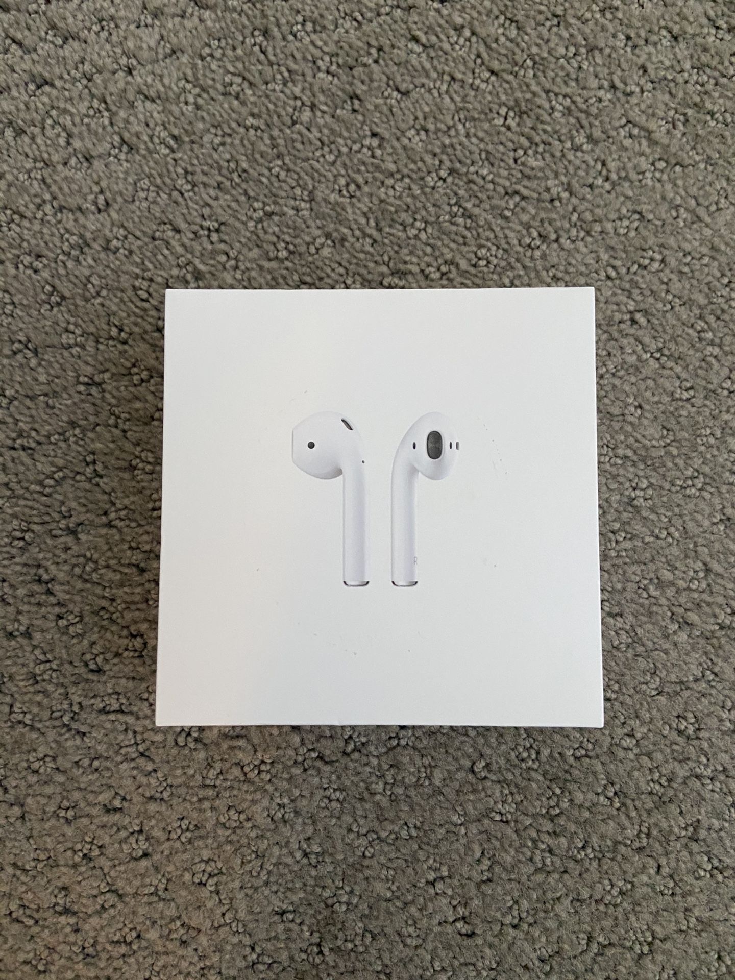 AirPods