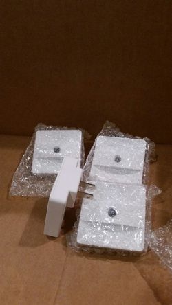 Plug-in night lights(4 pack)energy efficient.