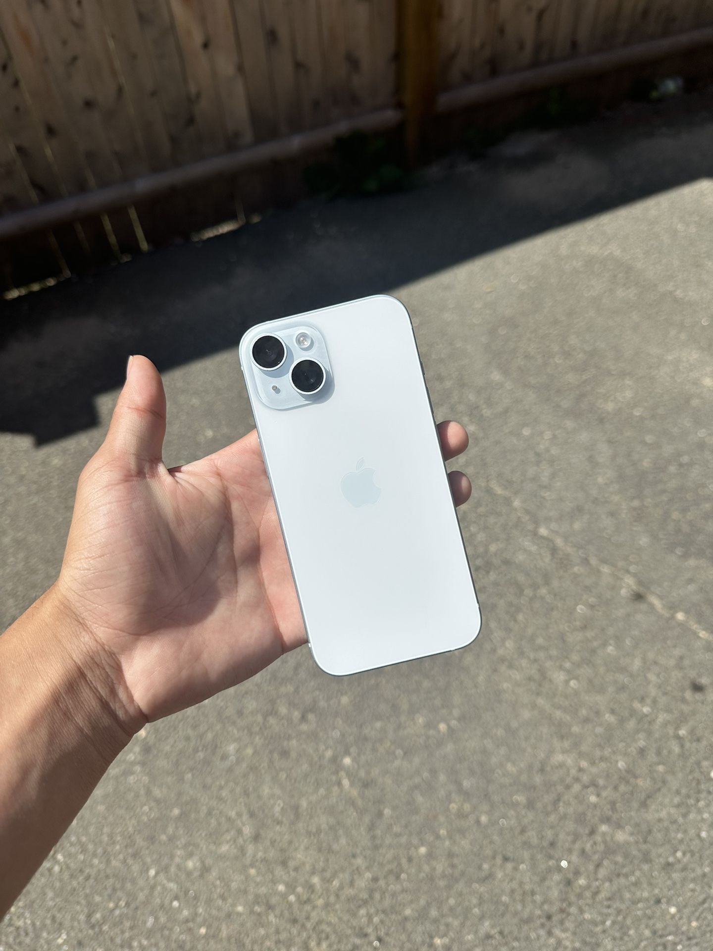 iPhone 15