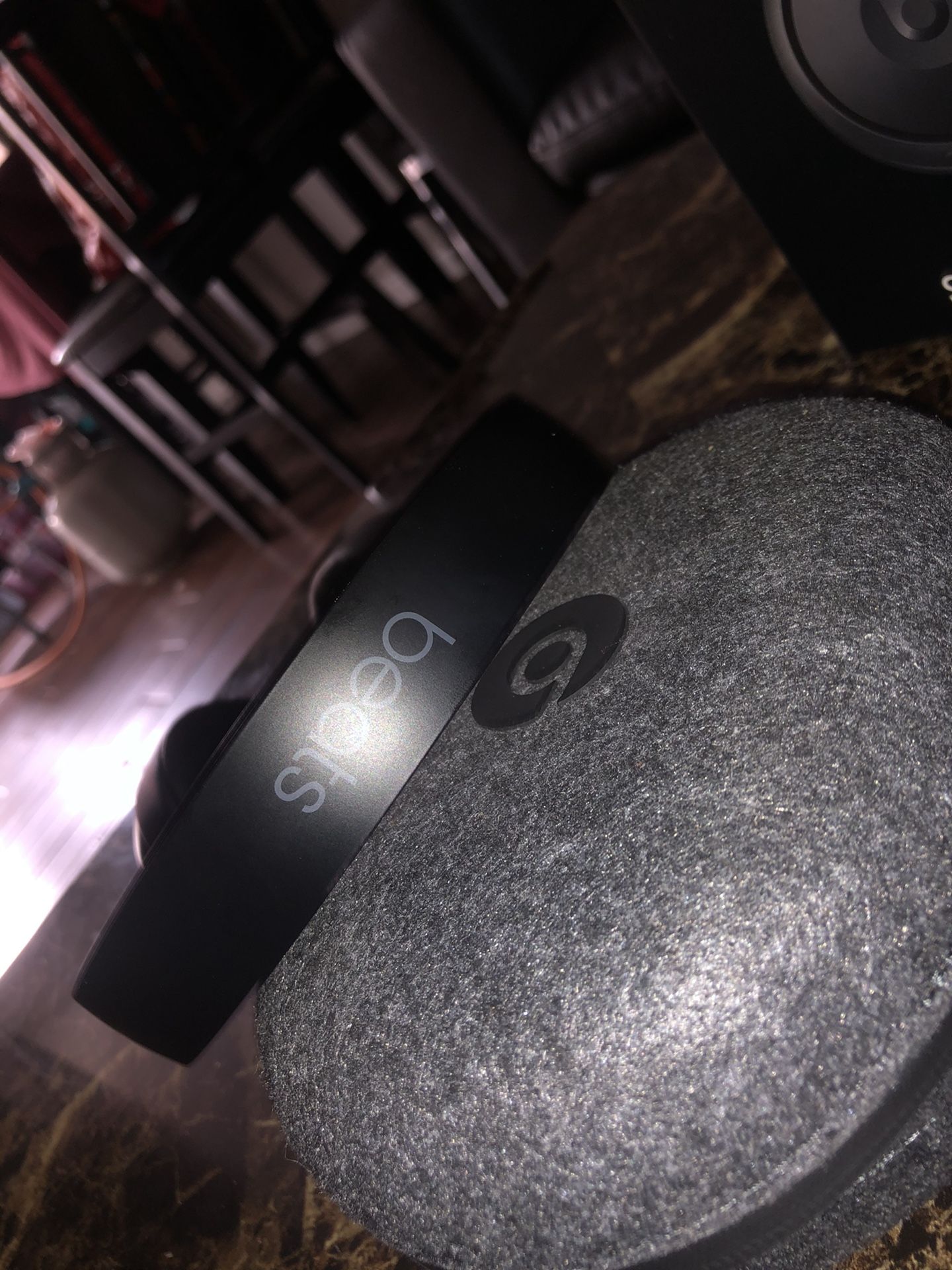 Beats Solo Pro