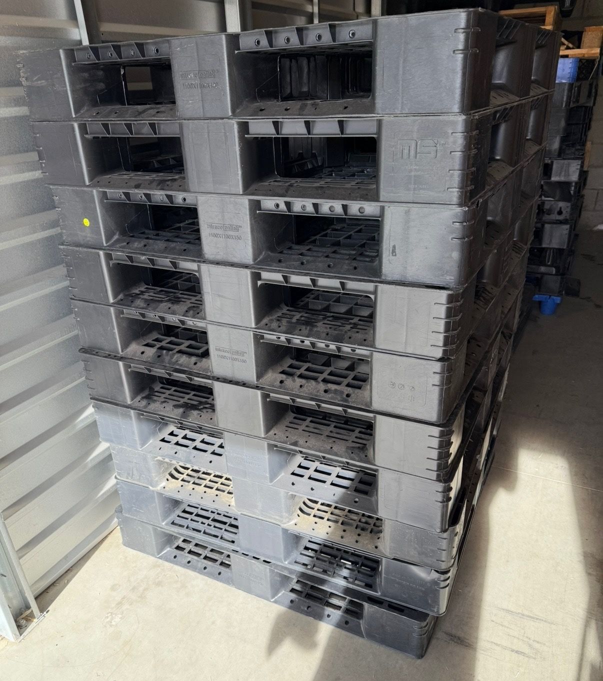 Plastic Pallets for Sale in Corona, CA - OfferUp