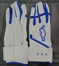 Baseball batting gloves
