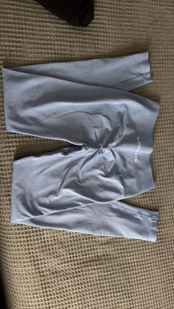 Lululemon 8 alphalete small