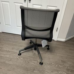 Brand new in cover Herman Miller Setu lounge style chair with rocking & rolling 5 Available 
