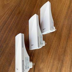 x3 ASUS RP-AX58 Dual Band WiFi Extenders