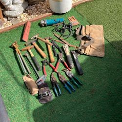 Tool  Lot & Bucket 