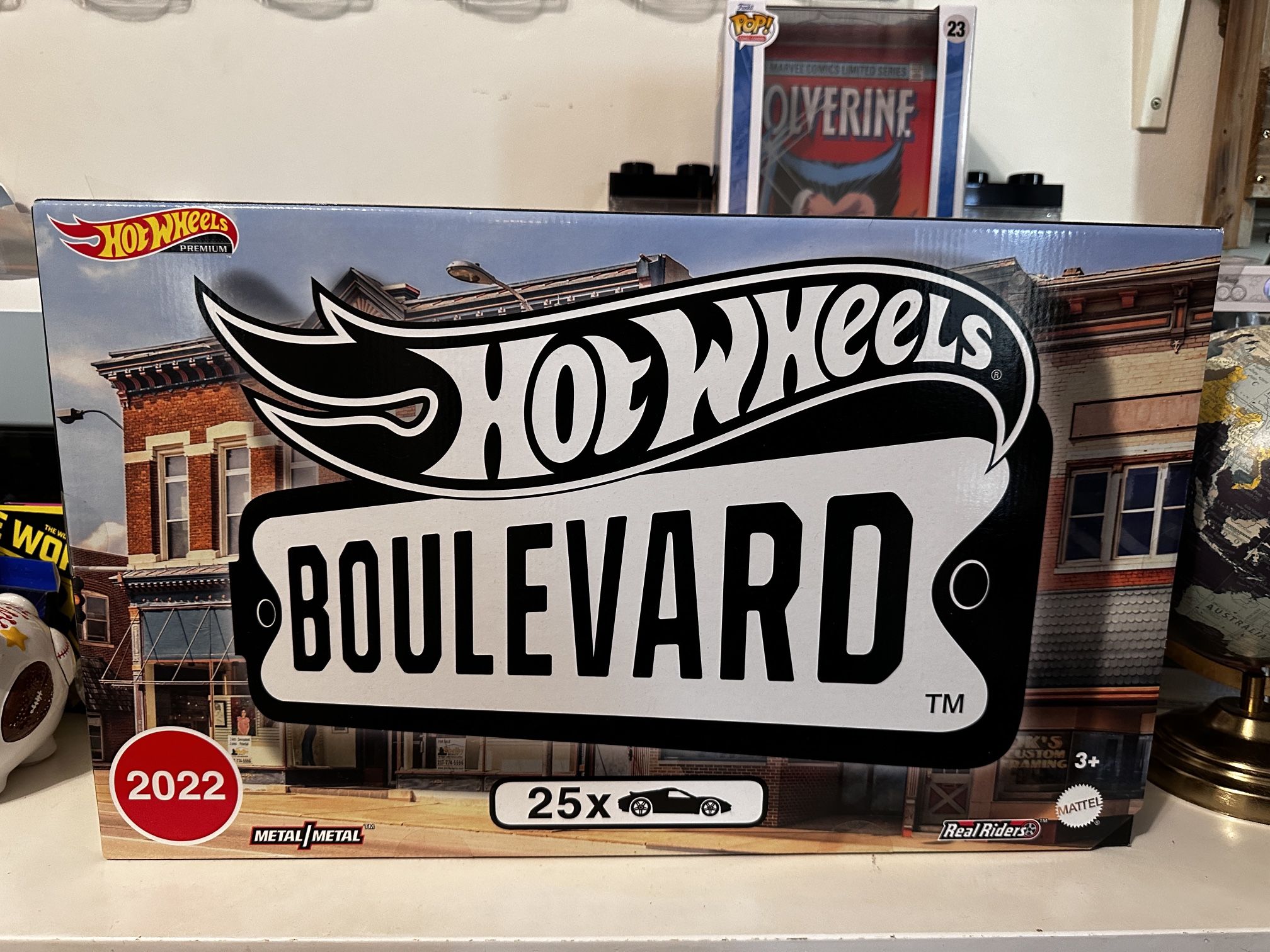 Hot Wheels Boulevard 25-Car Factory Set Premium 1:64 Scale
