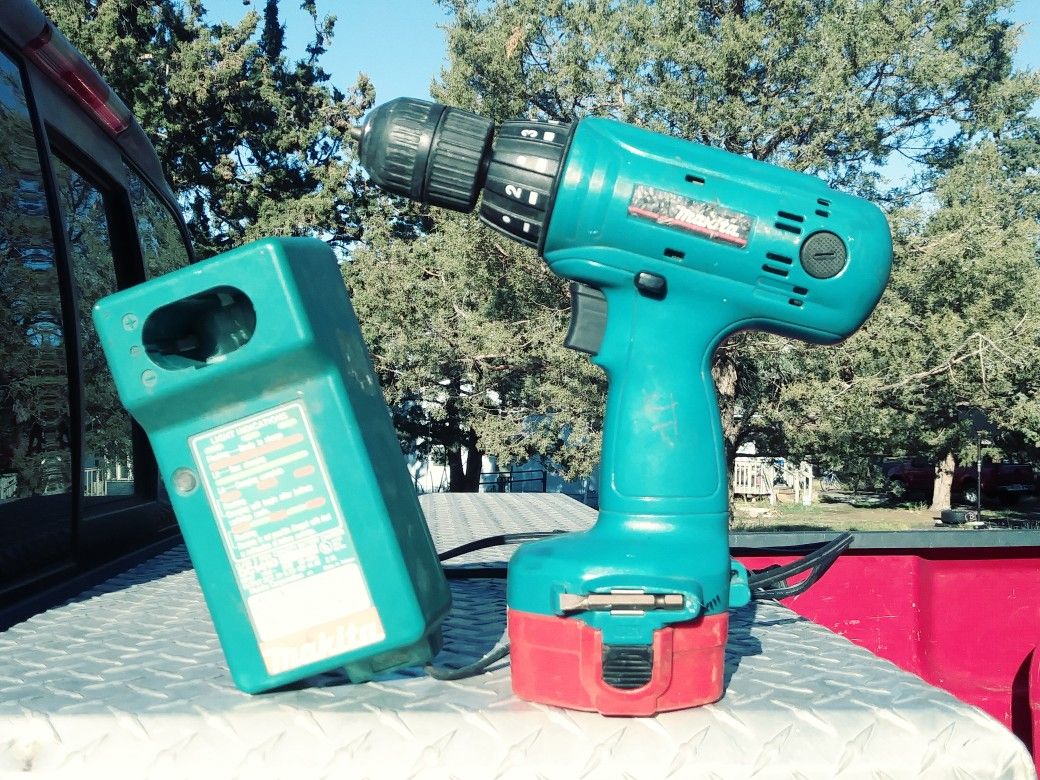 Makita cordless drill