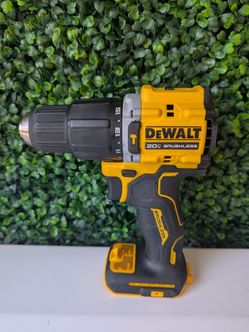 DEWALT DRILL