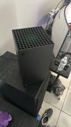 Xbox Series X. -With Original Box. Firm Price. Good Condition, See Picture
