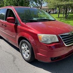 2008 Chrysler Town And County 