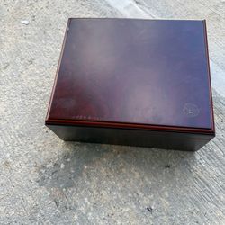 Cigar box