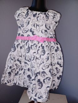 Little Golden Book Moments Cat Print Dress 5T
Adorable Little Golden Book Moments dress is size 5T.