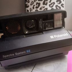 Polaroid camera 